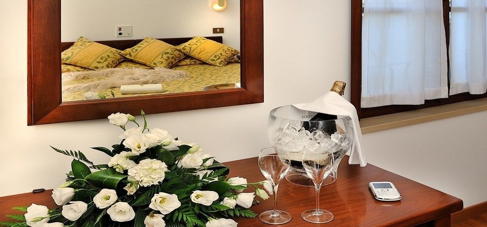 Hotel Bel Sit セニガッリア エクステリア 写真